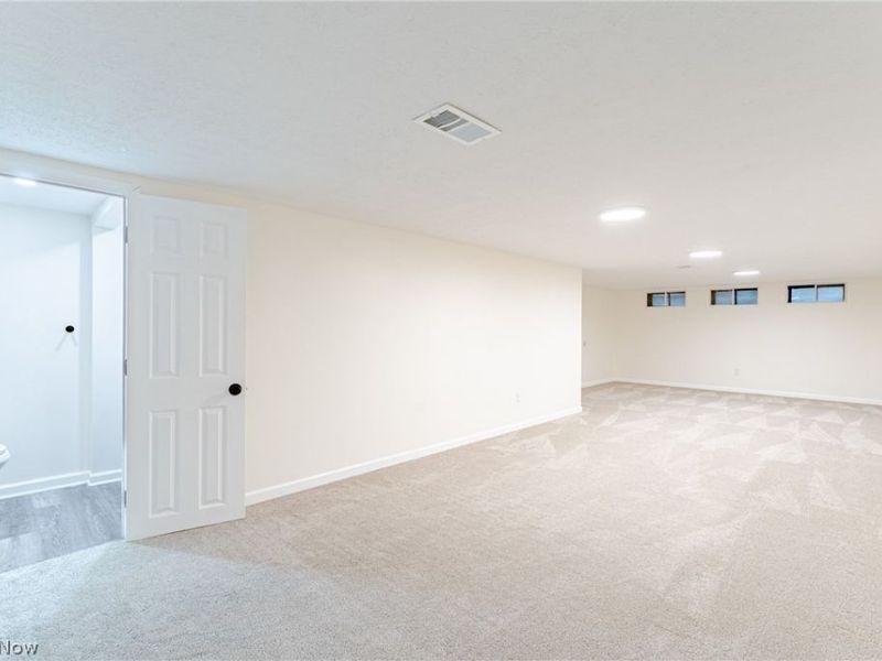 5680 Alberta Drive, Lyndhurst, OH 44124 Photo 31