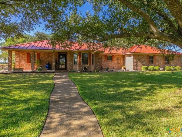 10941 Moffat Road , Temple, TX 76502