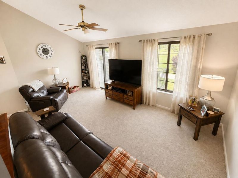 1590 Greens Edge Drive, Florence, KY 41042 Photo 9