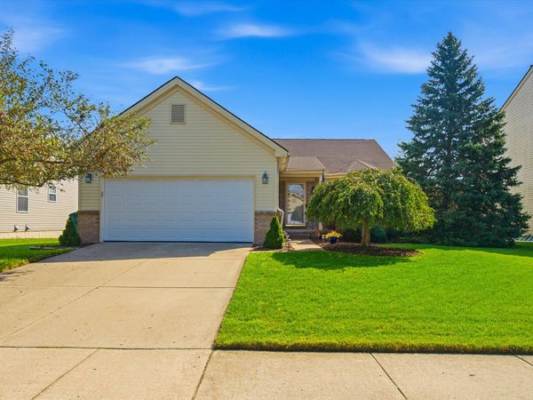 7057 Maplelawn Drive, Ypsilanti, MI 48197