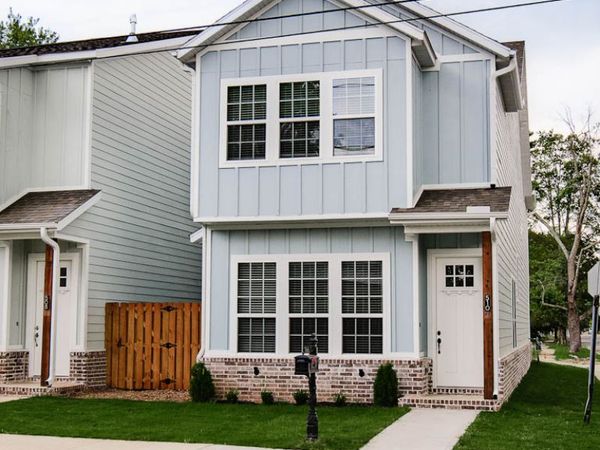 510 W Persimmon Street , Rogers, AR 72756