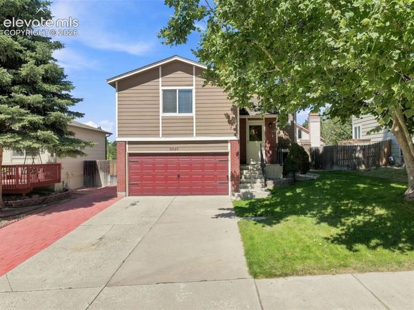 3240 Richmond Drive, Colorado Springs, CO 80922