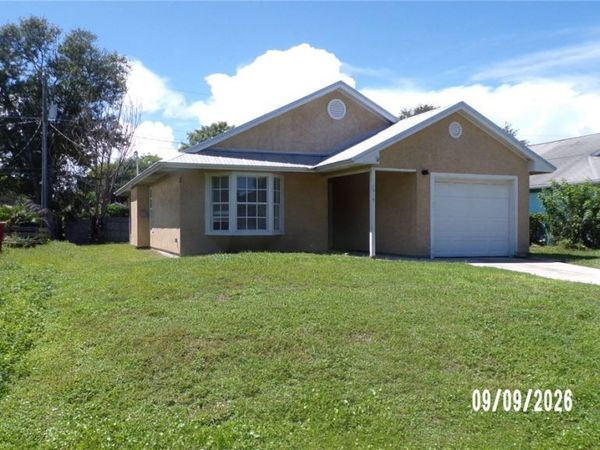 1515 19th Avenue SW, Vero Beach, FL 32962
