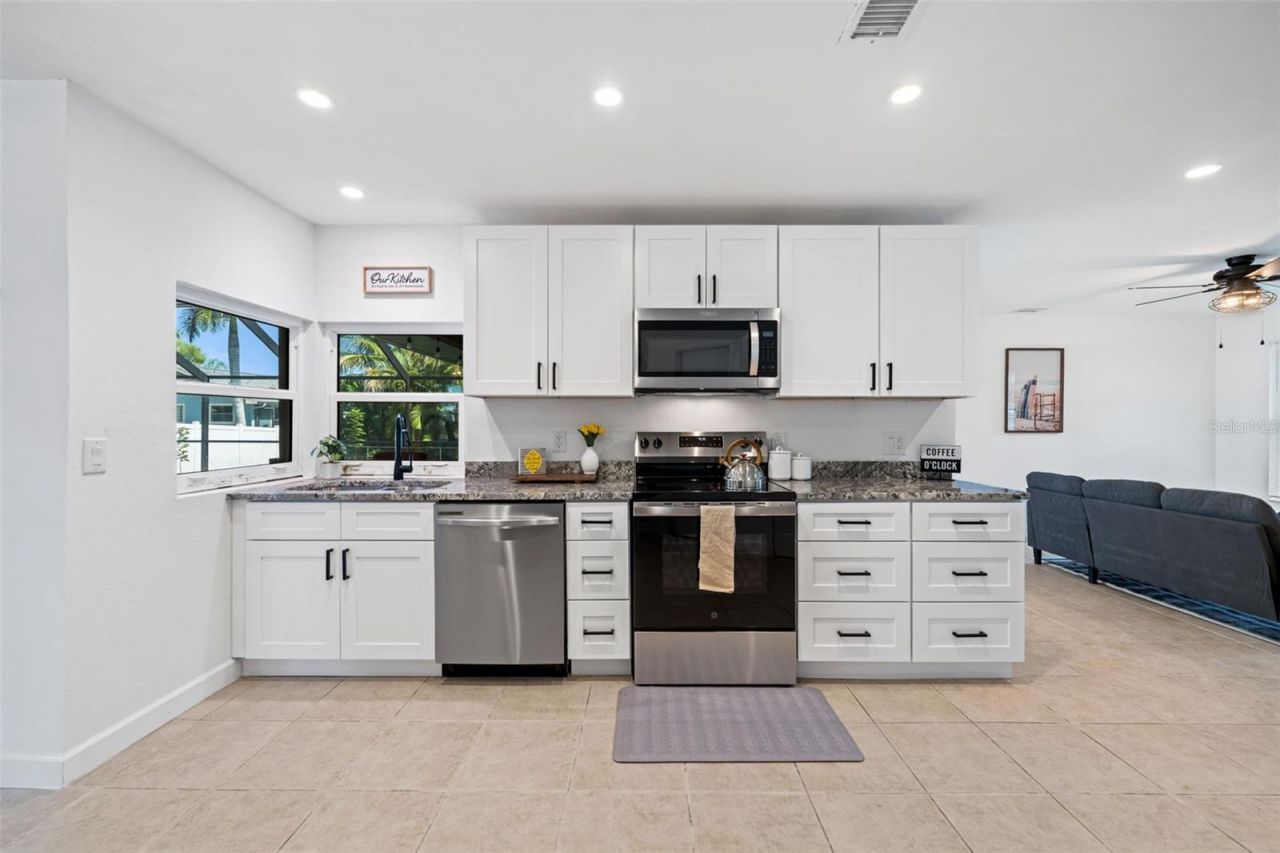 6060 Macbeth Lane, Fort Myers, FL 33908 Photo