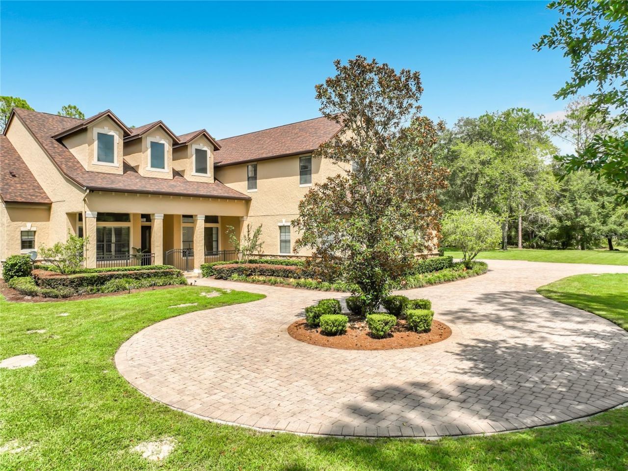 35719 High Pines Drive, Eustis, FL 32736 Photo