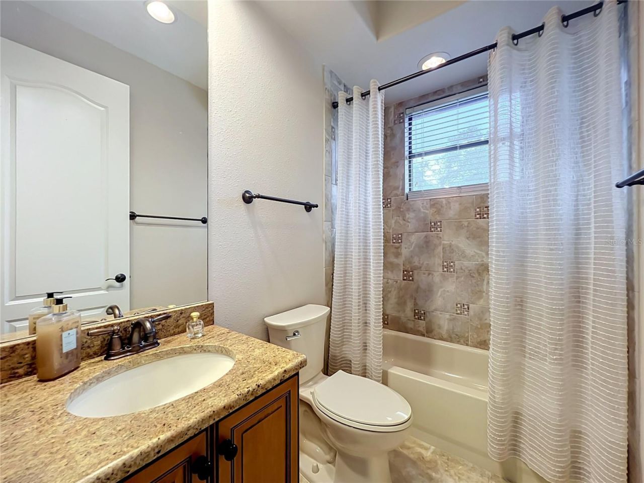 35719 High Pines Drive, Eustis, FL 32736 Photo