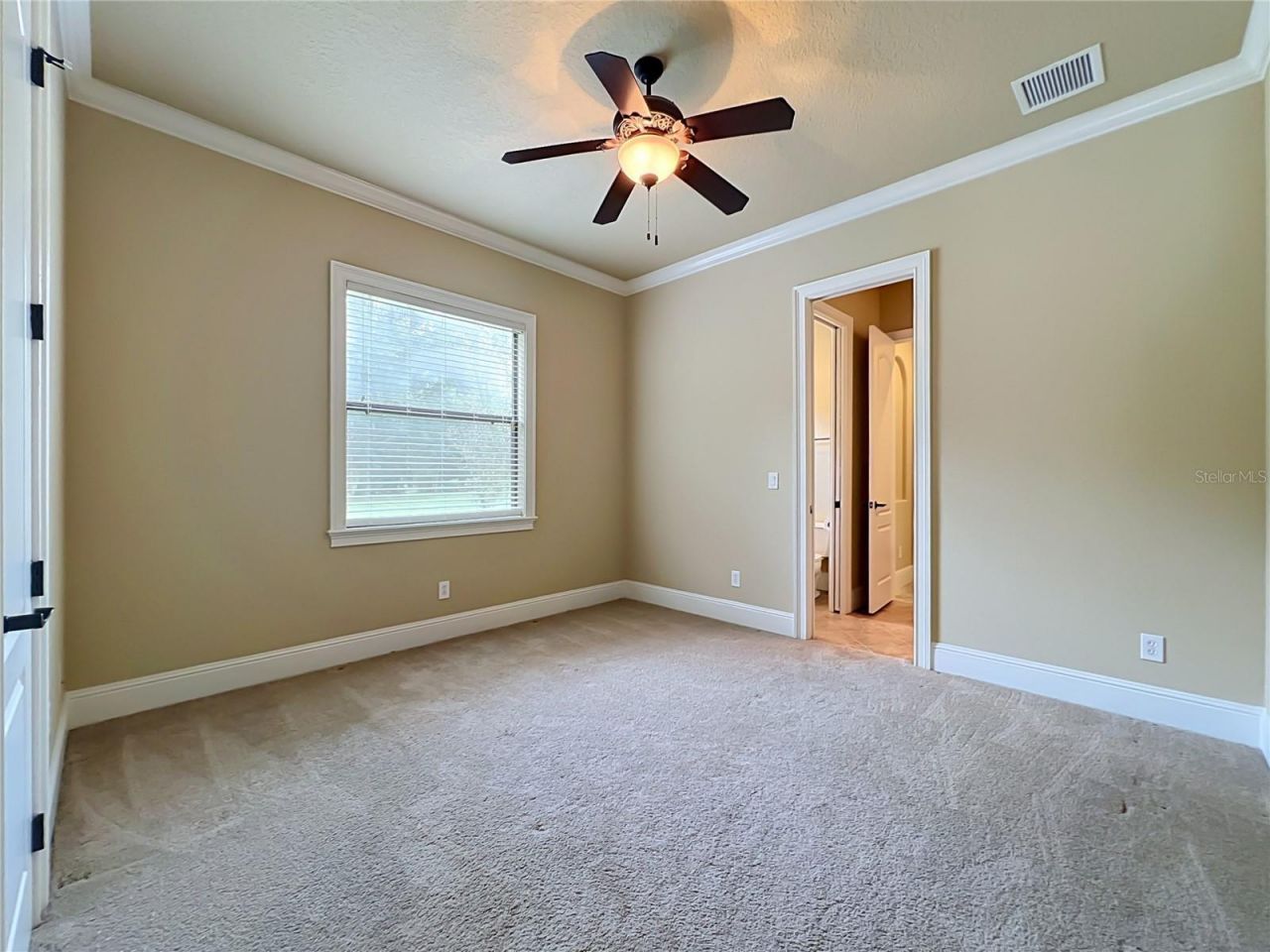 35719 High Pines Drive, Eustis, FL 32736 Photo
