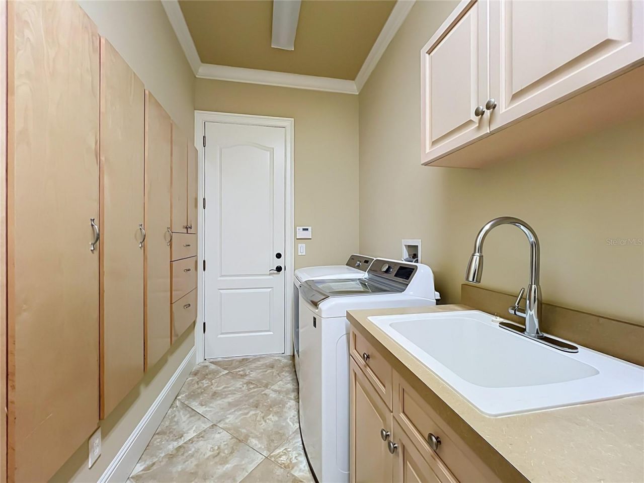 35719 High Pines Drive, Eustis, FL 32736 Photo