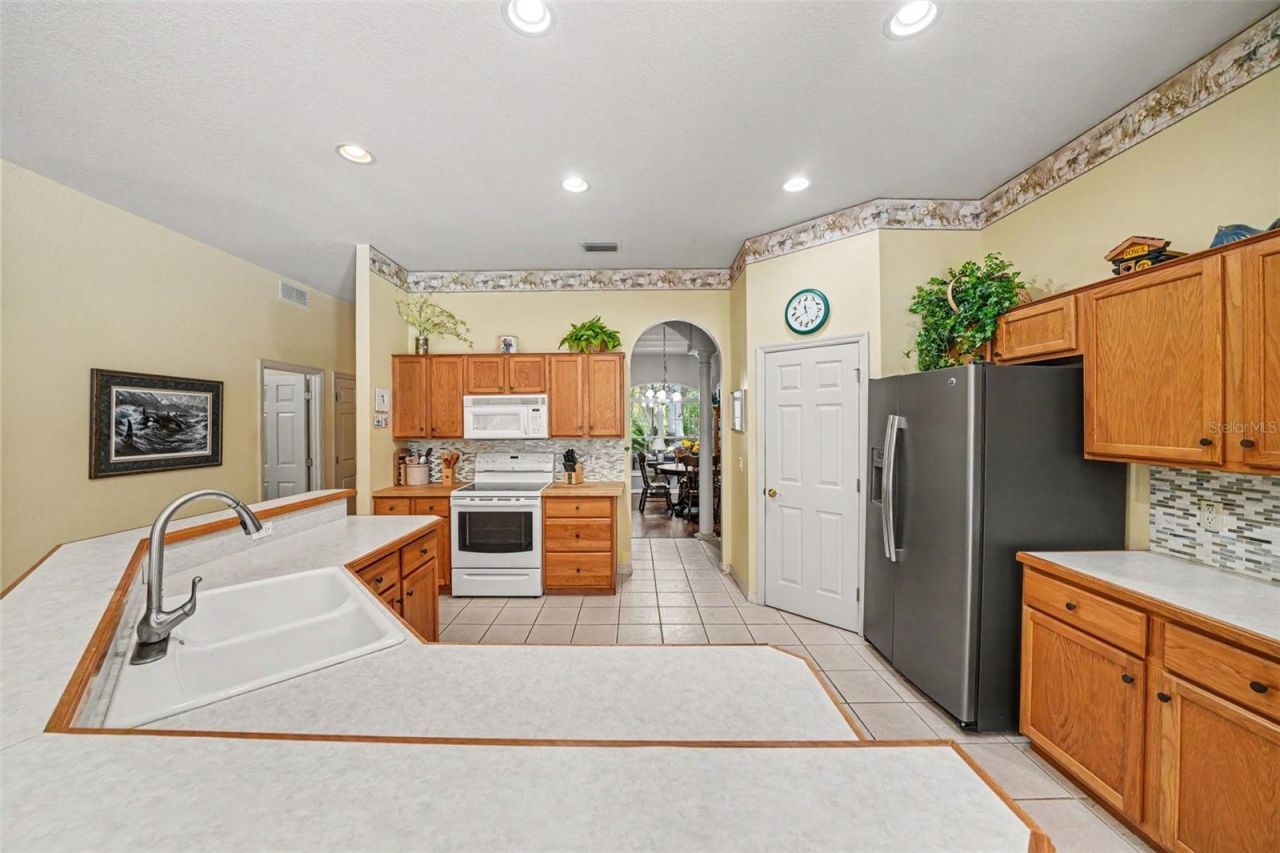 16731 SE 181st Terrace, Weirsdale, FL 32195 Photo