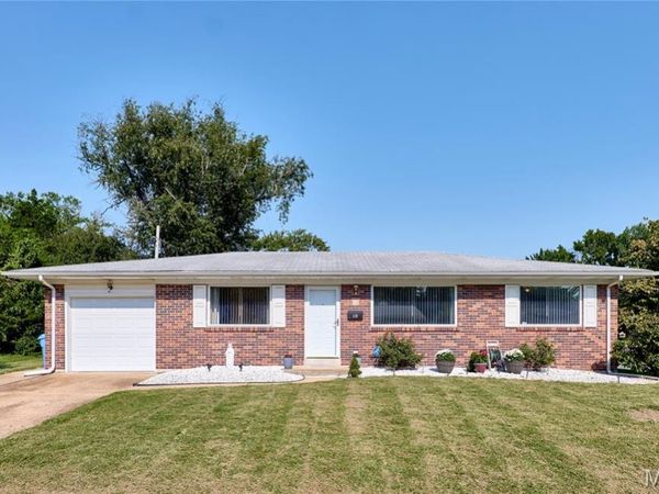 12 Longhenrich Drive , Florissant, MO 63031