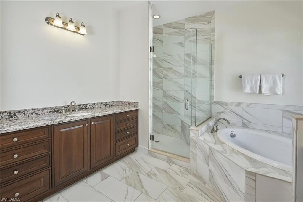 4570 Colony Villas Dr, Unit 3, Bonita Springs, FL 34134 Photo