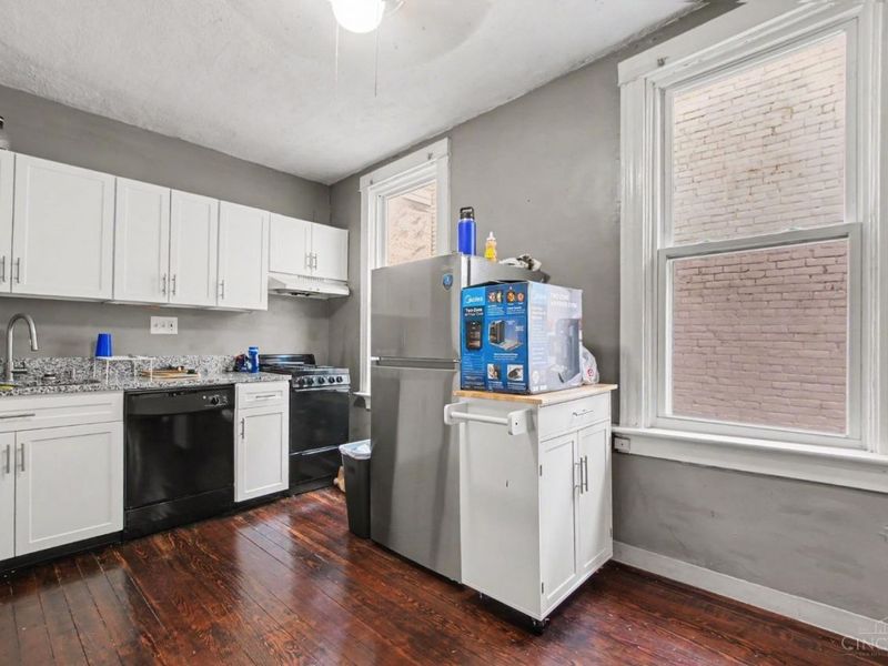 256 Warner Street, Cincinnati, OH 45219 Photo 7