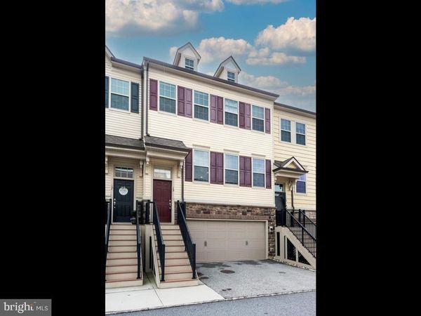 15 EAGLE LANE , MALVERN, PA 19355