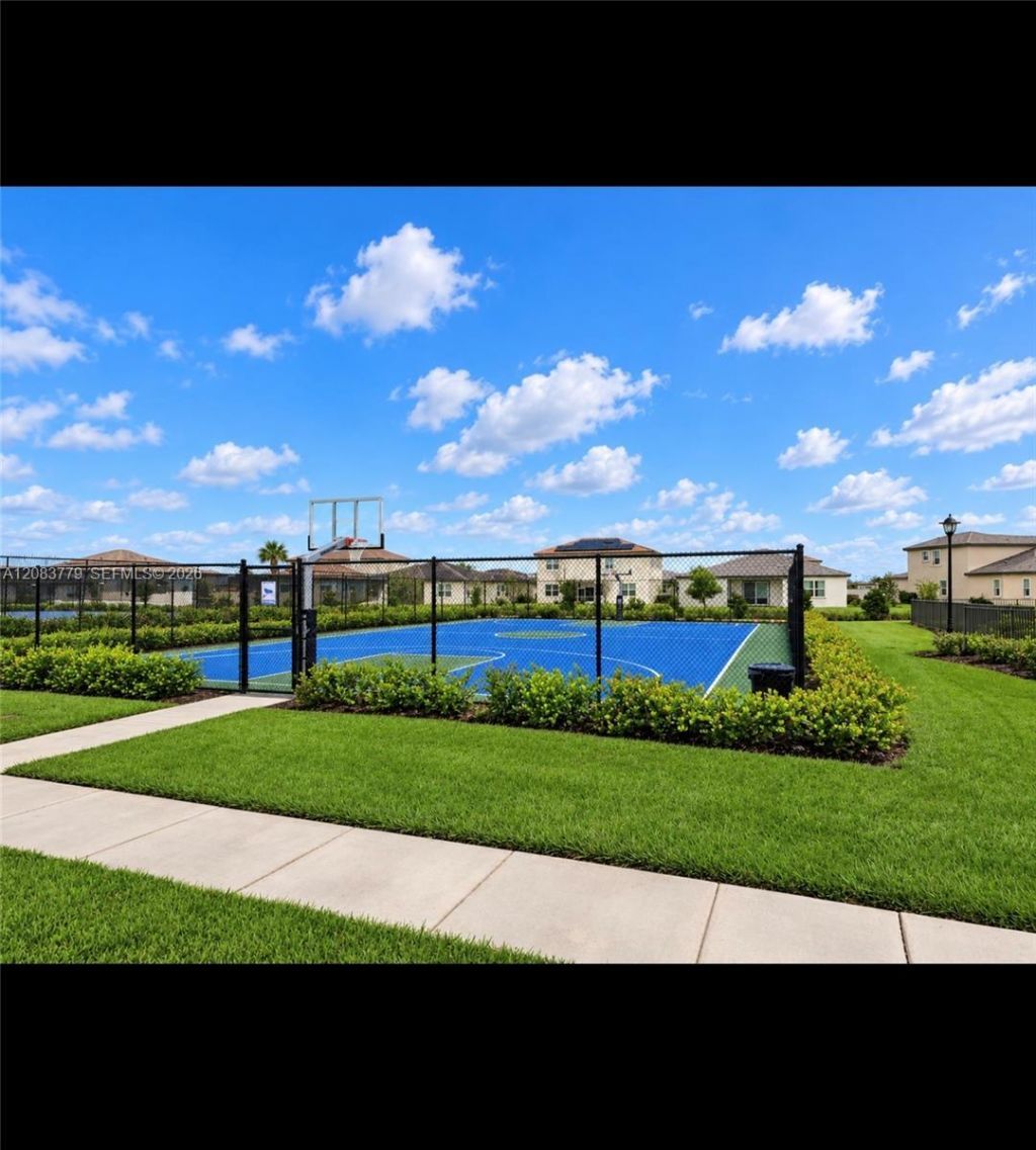 7786 NW Gladwell Ln, Port Saint Lucie, FL 34987 Photo