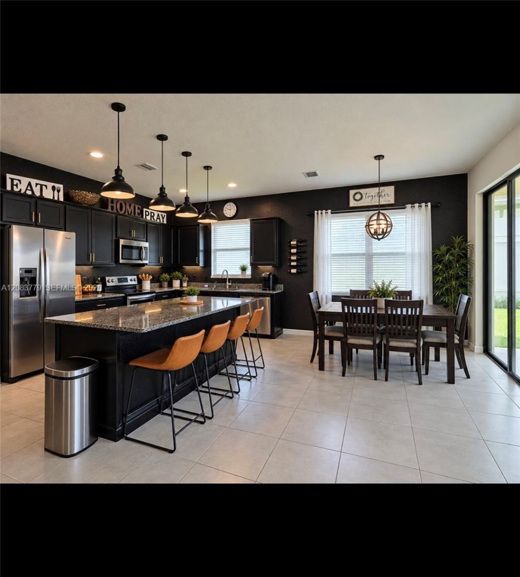 7786 NW Gladwell Ln, Port Saint Lucie, FL 34987 Photo