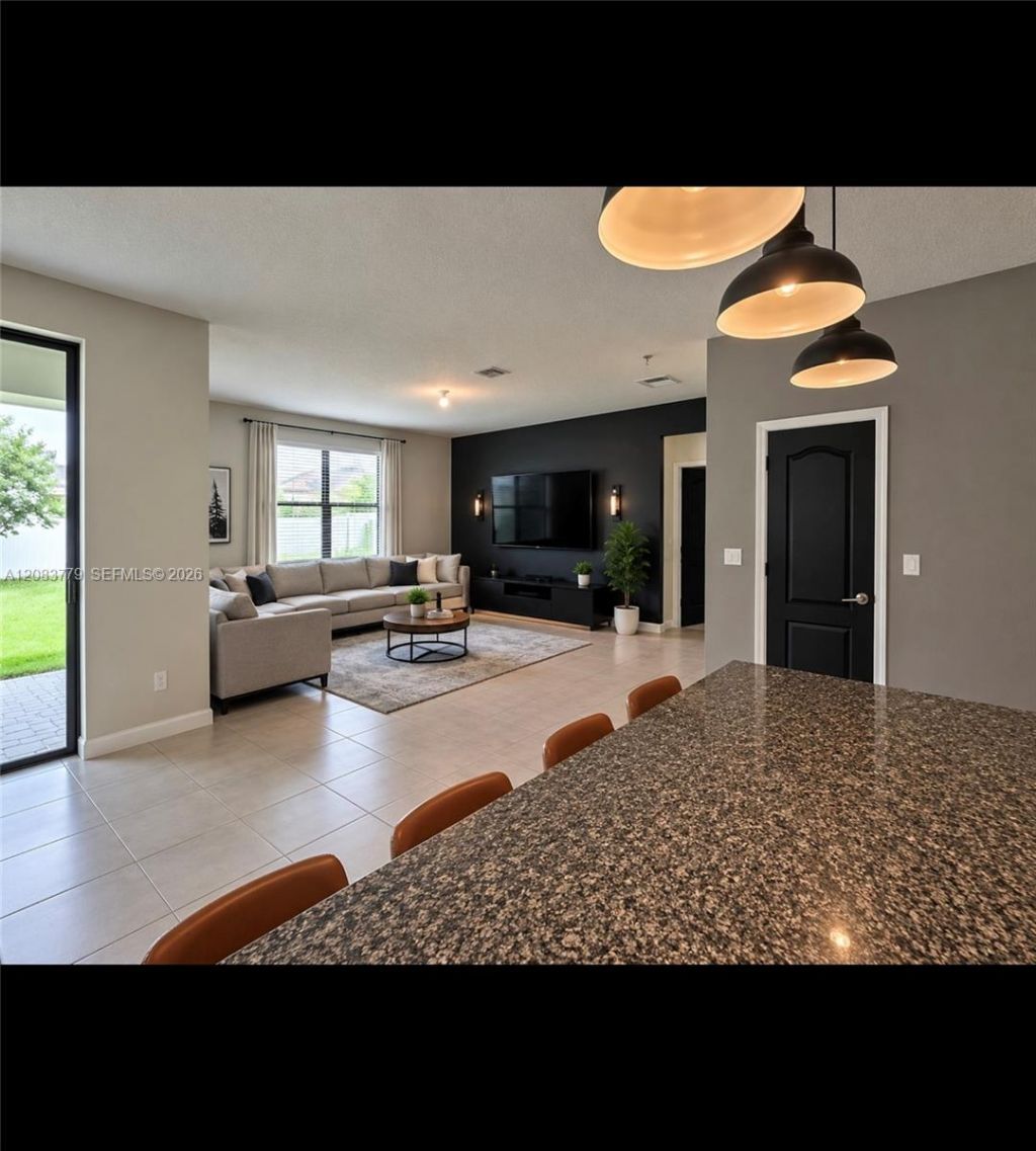 7786 NW Gladwell Ln, Port Saint Lucie, FL 34987 Photo