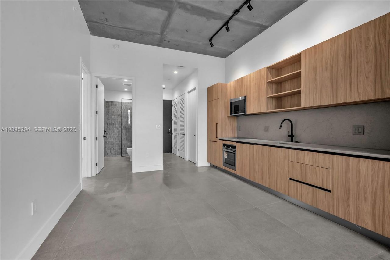 91 NW 27th St, Unit 201, Miami, FL 33127 Photo