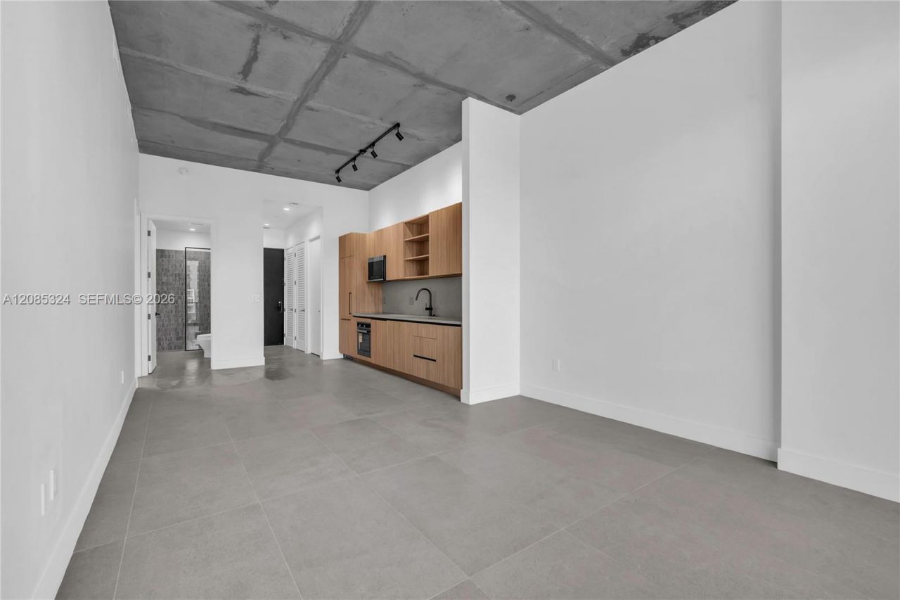 91 NW 27th St, Unit 201, Miami, FL 33127 Photo
