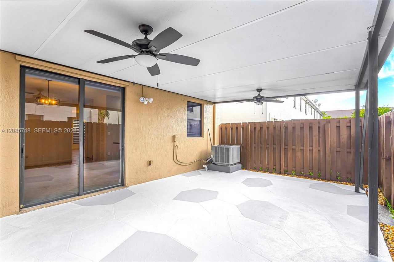 11353 SW 233rd St, Unit 11353, Homestead, FL 33032 Photo