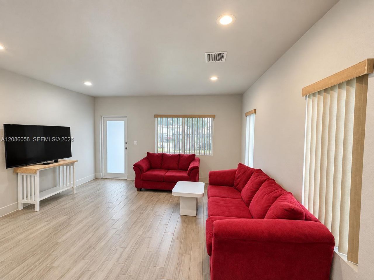 4420 NW 30th Ave, Miami, FL 33142 Photo
