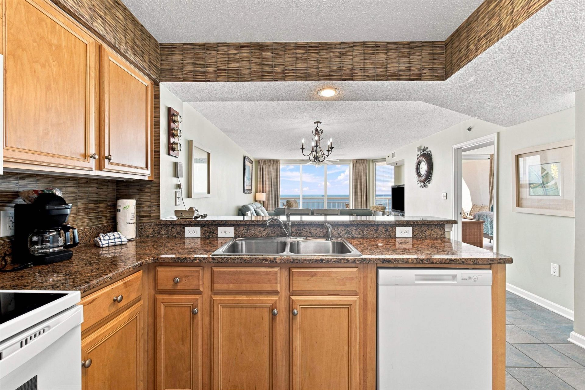 1625 S Ocean Blvd. Photo 6