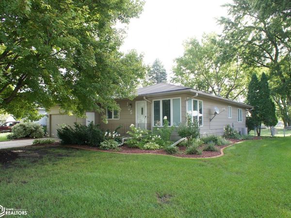 105 Southfield Drive, Webster City, IA 50595