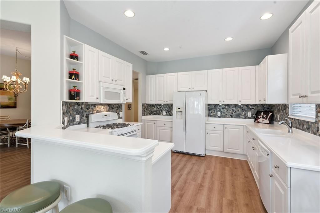 3053 Aviamar Cir, Unit 101, Naples, FL 34114 Photo