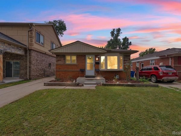 6625 N Beech Daly Road , Dearborn Heights, Mi 48127