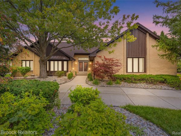 4418 Pinehurst Drive , West Bloomfield Township, Mi 48322
