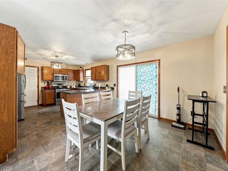 8000 N Oak Tree Drive, Lorain, OH 44053 Photo 13
