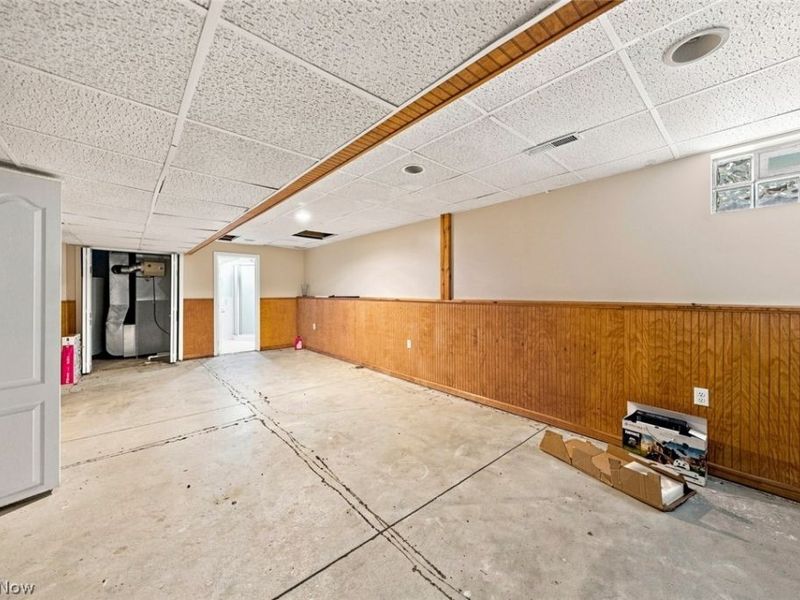 8000 N Oak Tree Drive, Lorain, OH 44053 Photo 17