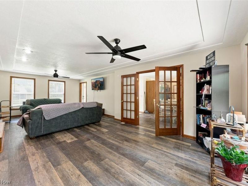 8000 N Oak Tree Drive, Lorain, OH 44053 Photo 8