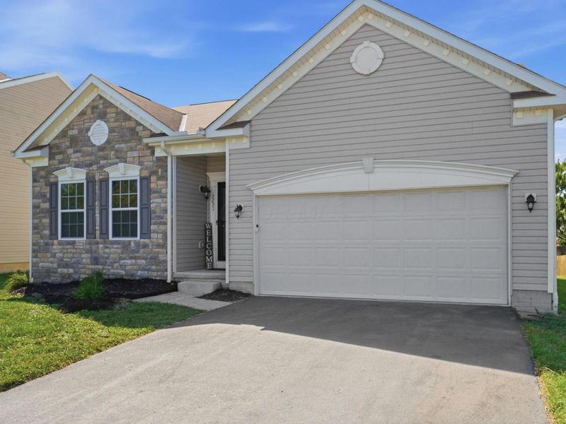 5231 Gobel Drive, Groveport, OH 43125 Photo 2