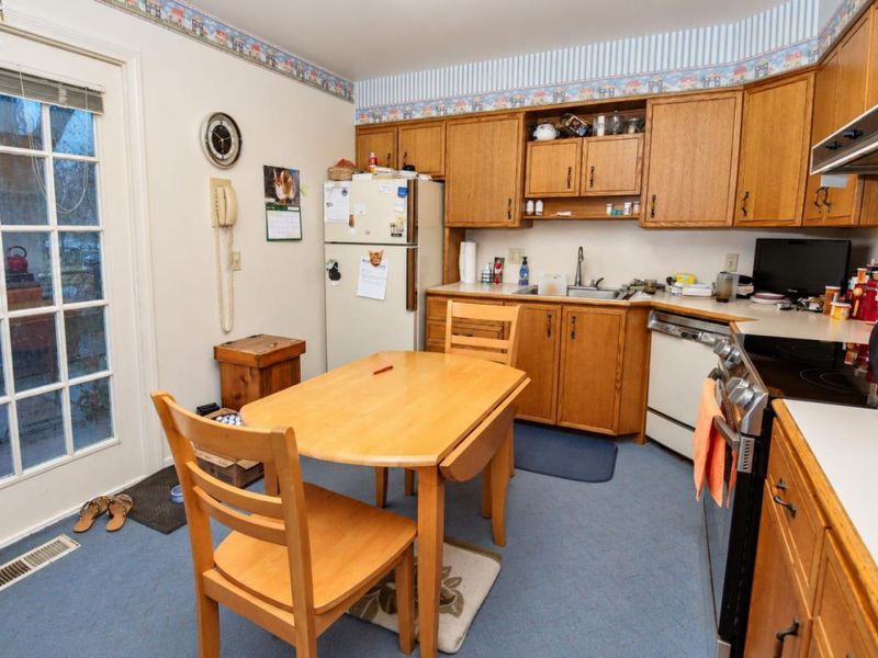 1305 McKinley Street, Unit B3, Sandusky, OH 44870 Photo 8