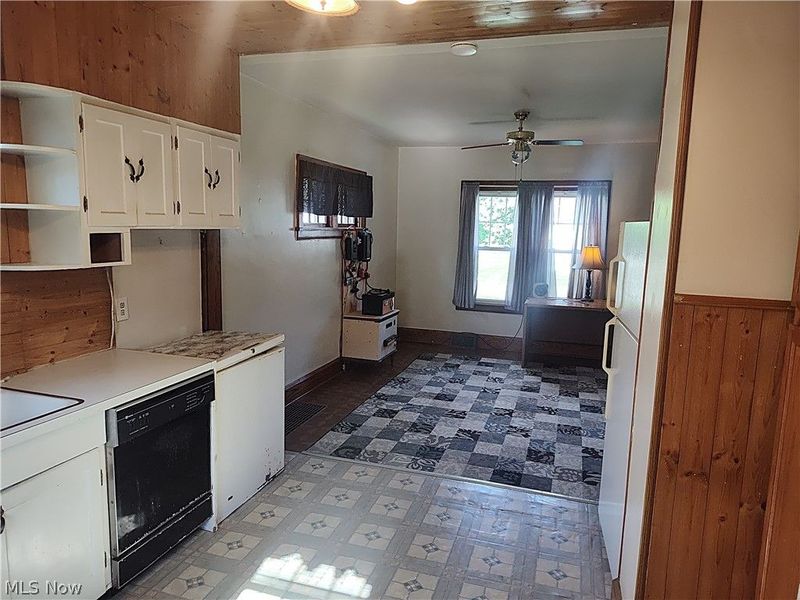 6005 Hillcrest Avenue, Ashtabula, OH 44004 Photo 21