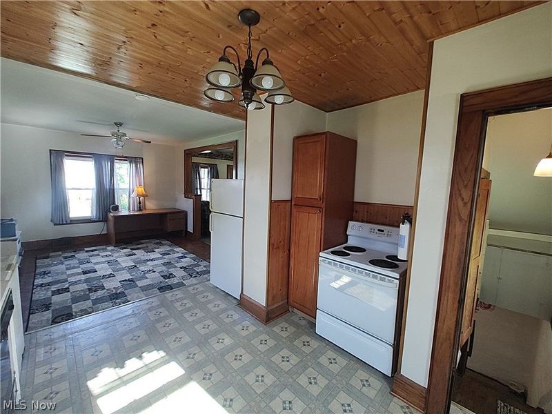 6005 Hillcrest Avenue, Ashtabula, OH 44004 Photo 24