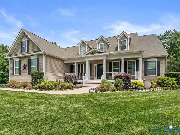 13610 Cooks Mill Place , Lanexa, VA 23089