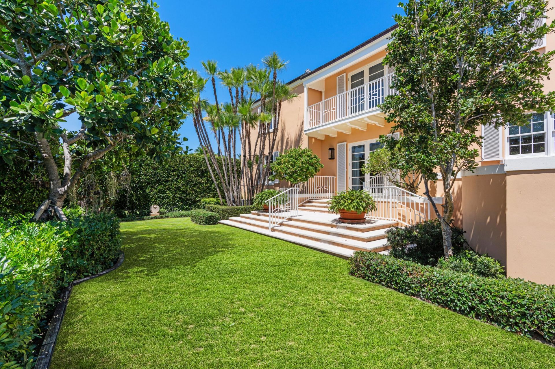 198 Via Marina, Palm Beach, FL 33480 Photo