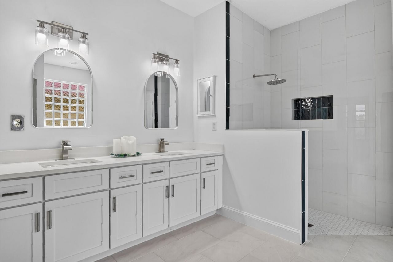 4664 NW Red Maple Drive, Jensen Beach, FL 34957 Photo