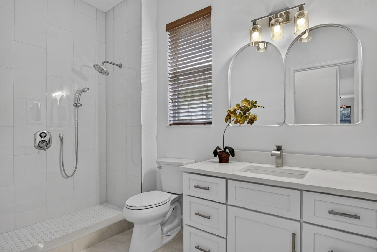 4664 NW Red Maple Drive, Jensen Beach, FL 34957 Photo