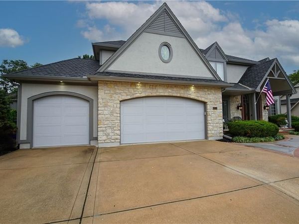4304 NE Walnut Ridge N/A, Lee's Summit, MO 64064