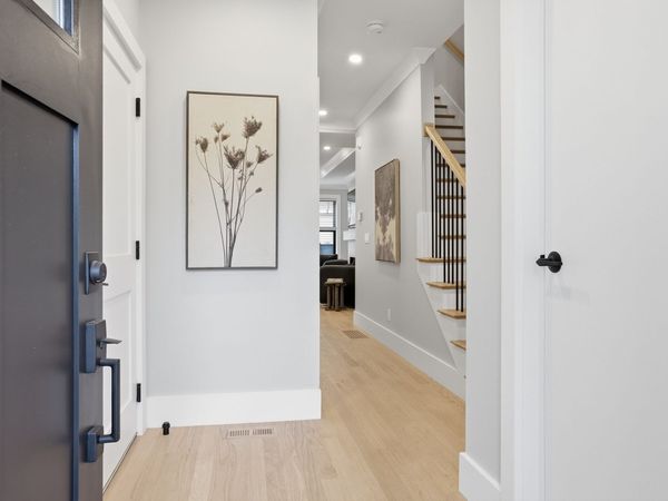 36 Loomis, Unit 102, Bedford, MA 01730