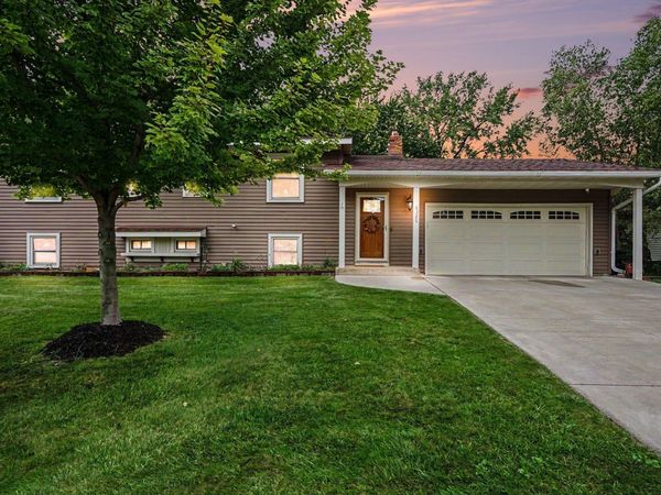 8320 Isle Avenue S, Cottage Grove, MN 55016