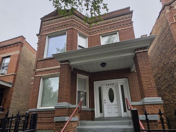 1318 N Homan Avenue , Unit 1, Chicago, IL 60651
