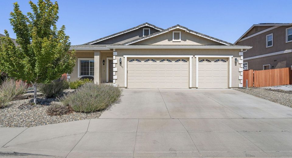 18527 Mountain Ash Court, Reno, NV 89508 Photo
