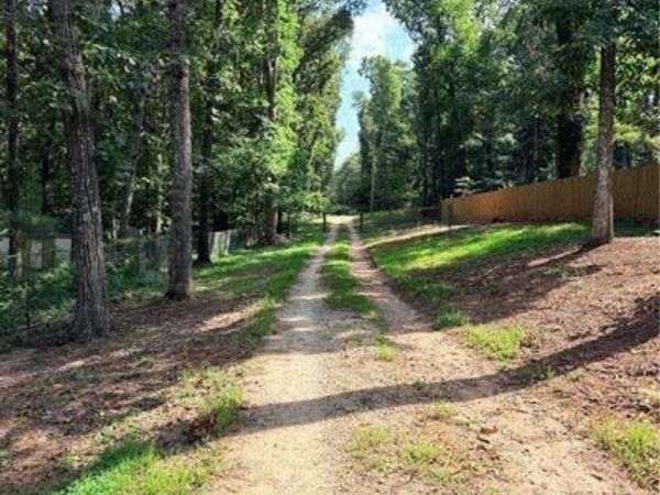 6394 Shore Drive, Douglasville, GA 30135