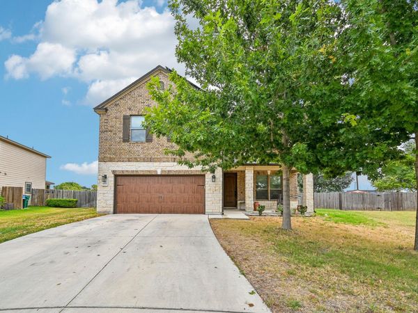 4002 Kings Canyon DR, Taylor, TX 76574
