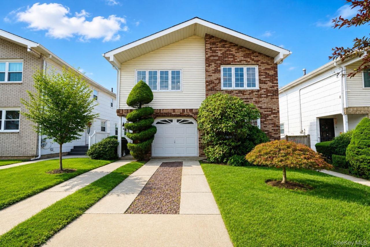 947 Bard Avenue, Staten Island, NY 10301 Main Photo