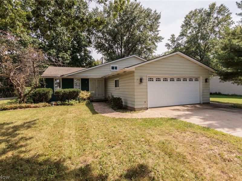 6065 Avon Belden Road, North Ridgeville, OH 44039 Photo 1