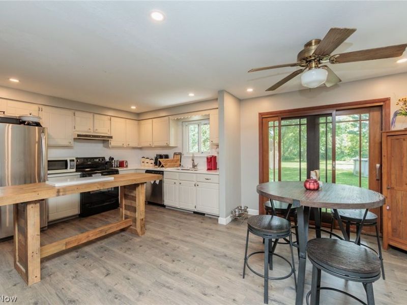 6065 Avon Belden Road, North Ridgeville, OH 44039 Photo 13